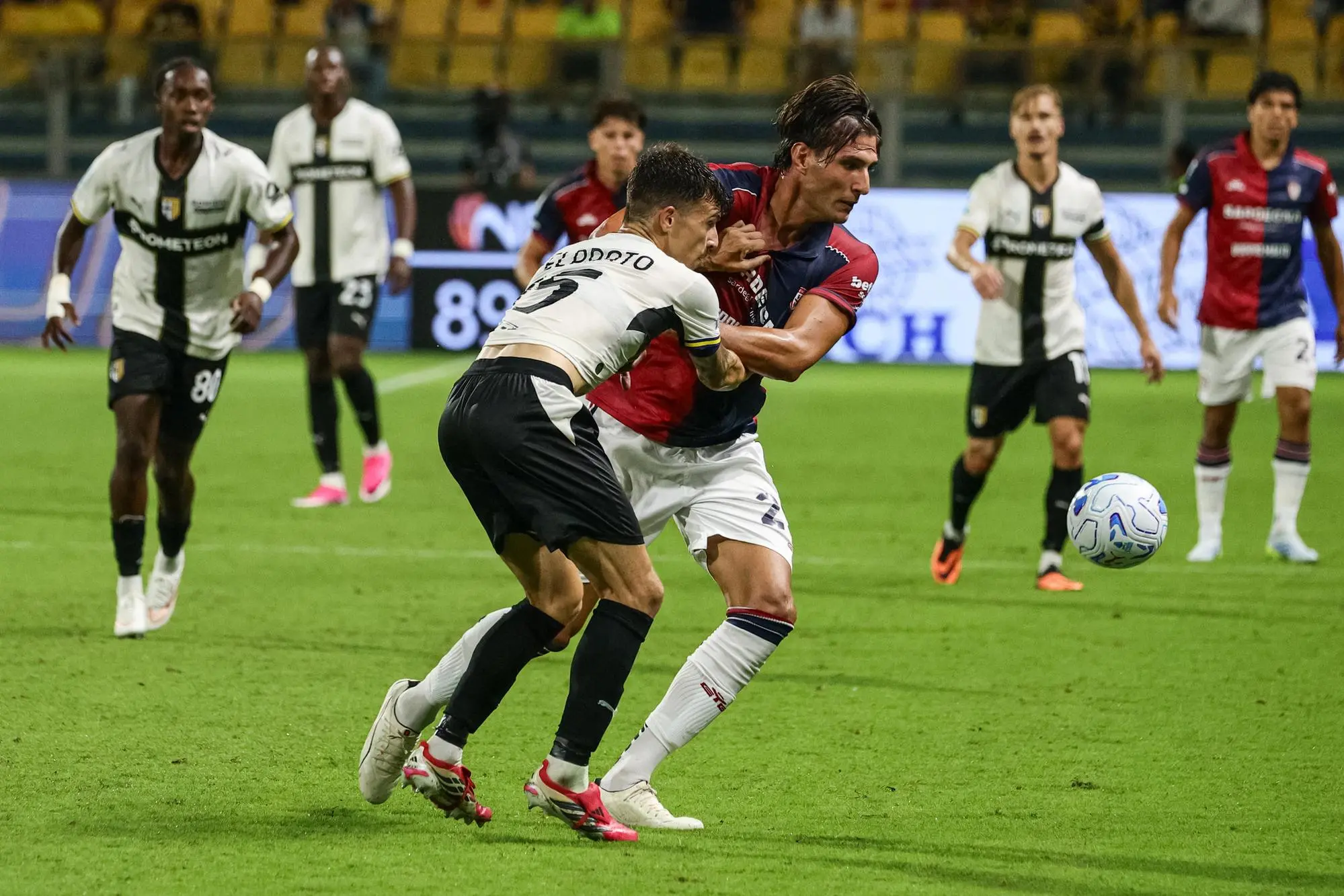 Gennaro Borrelli in Parma-Cagliari (foto Ansa)
