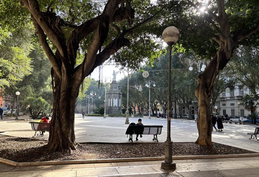 «Zona rossa, tanti negozi in pericolo»