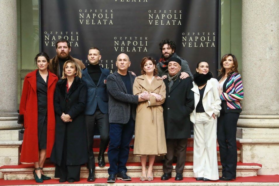 Il cast di "Napoli velata"