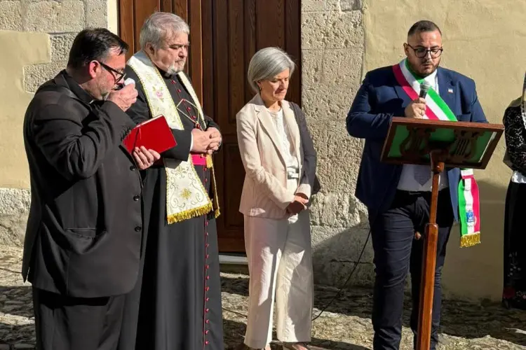 L'inaugurazione a Codrongianos (foto concessa)