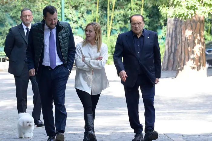 Giorgia Meloni, Matteo Salvini e Silvio Berlusconi (Ansa)