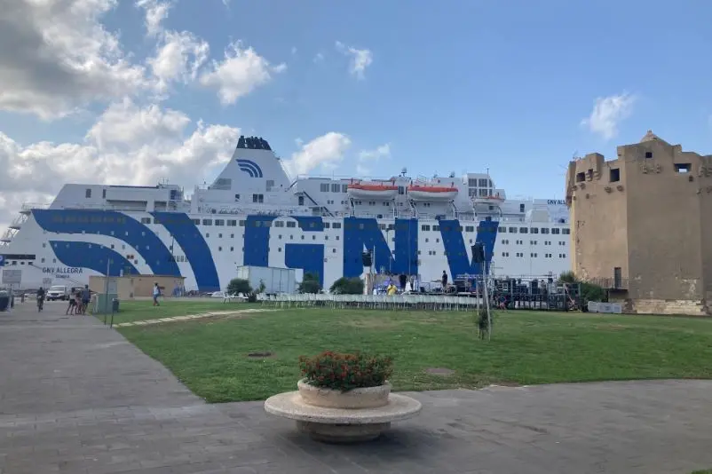 Il porto di Porto Torres (foto Pala)