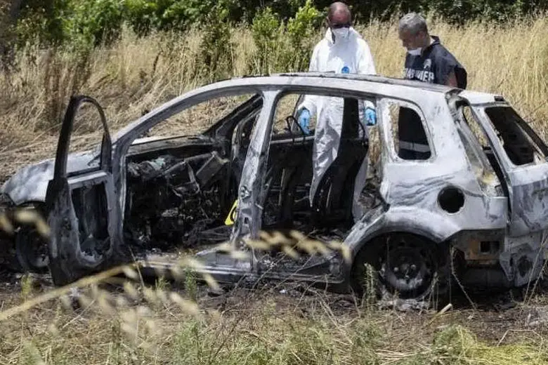 La Ford Fiesta della vittima (Ansa)