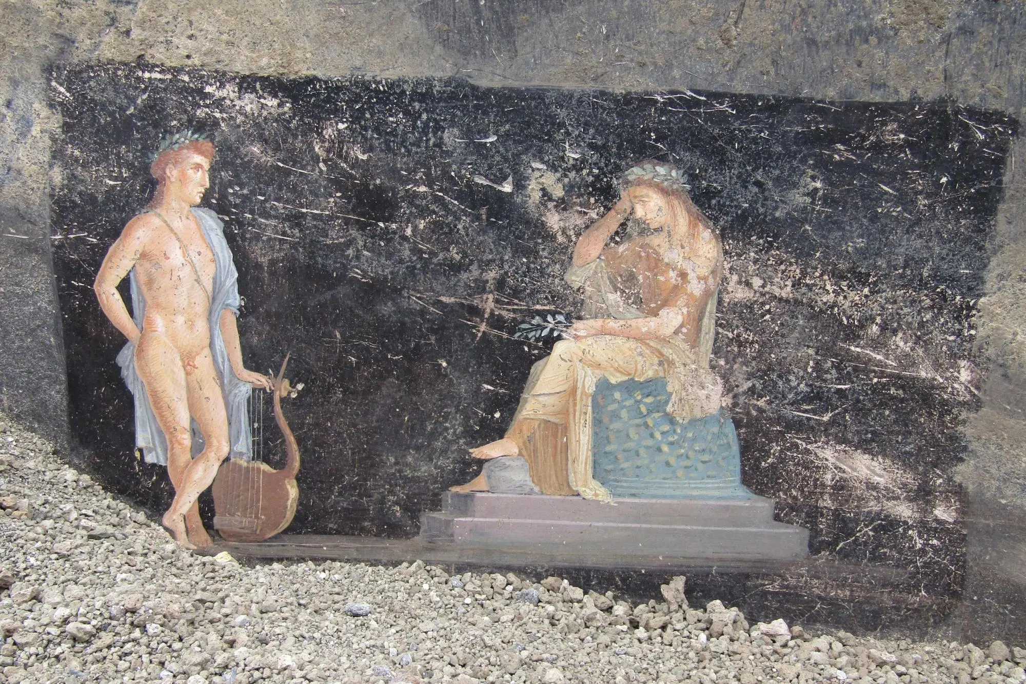 Uno degli affreschi scoperti a Pompei (foto Ansa)