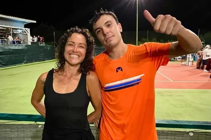 I vincitori Alessandra Pezzulla e Marco Dessì (foto Quattro Mori Tennis Team)