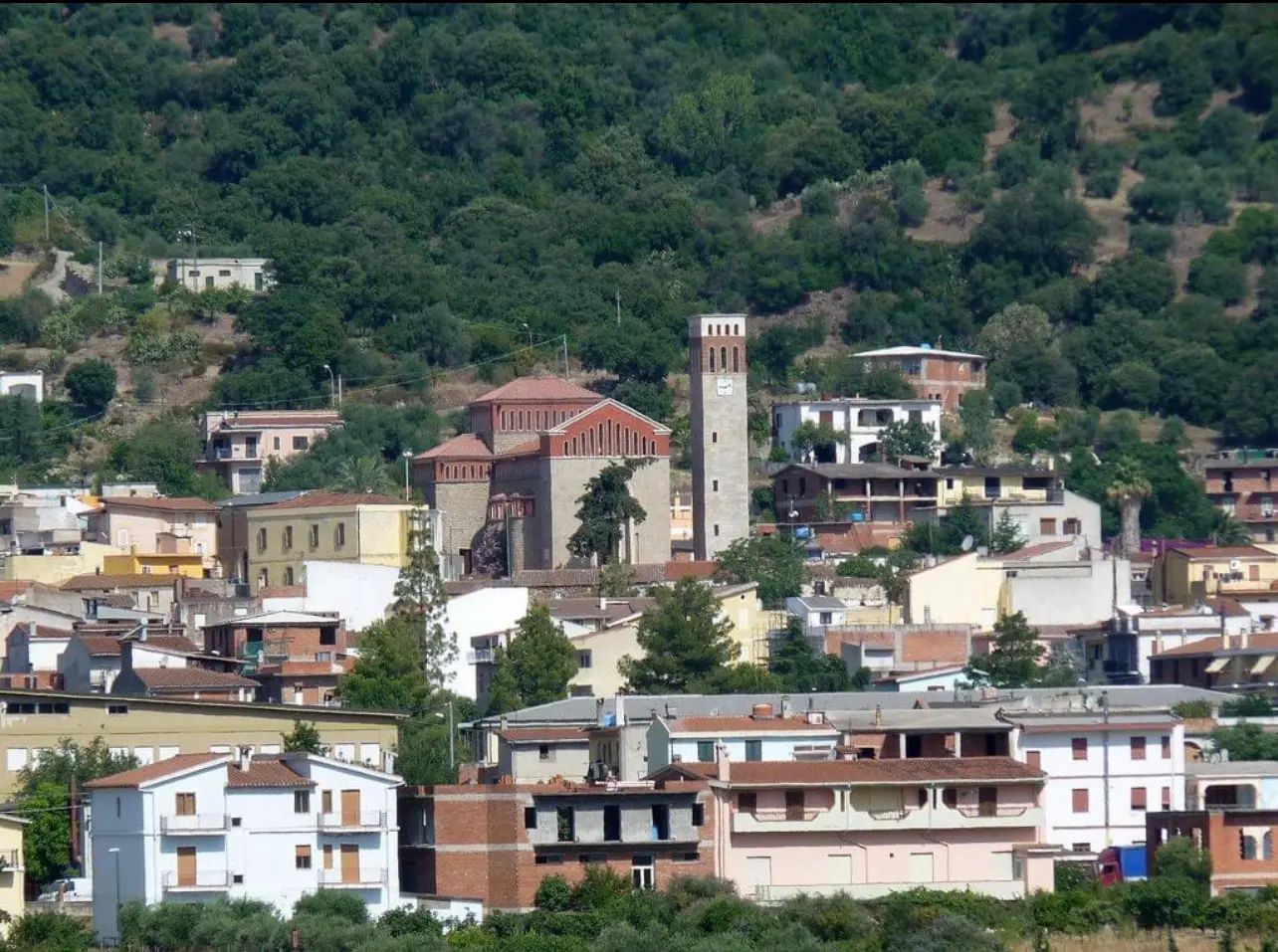 Un panorama del centro abitato di Tertenia (foto concessa)