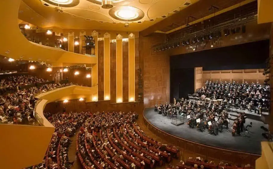Oggi il Teatro Lirico di Cagliari è tra i più importanti in Italia