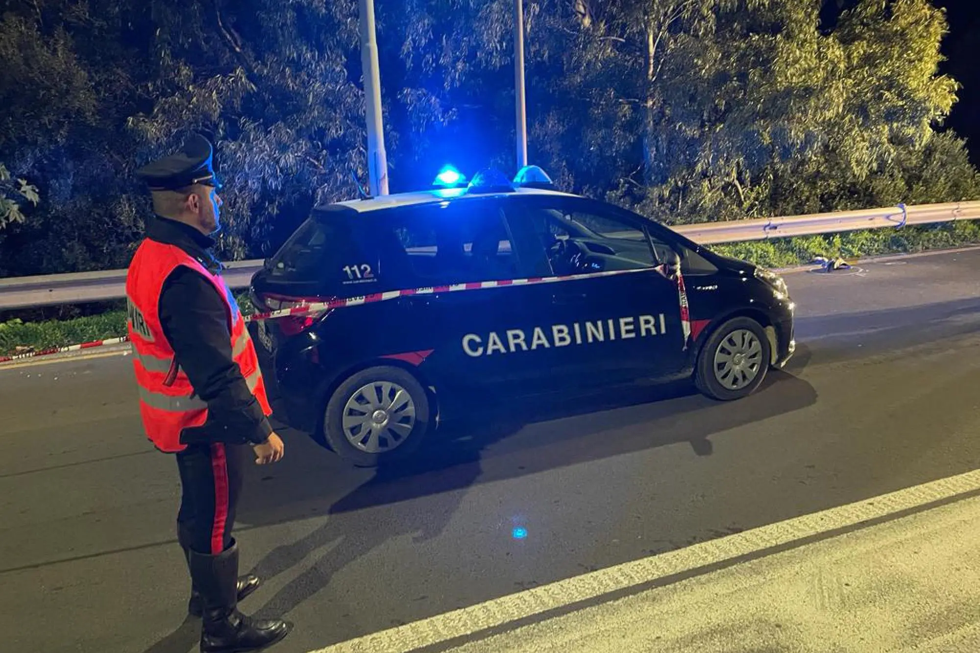 I rilievi dei carabinieri (Ansa)