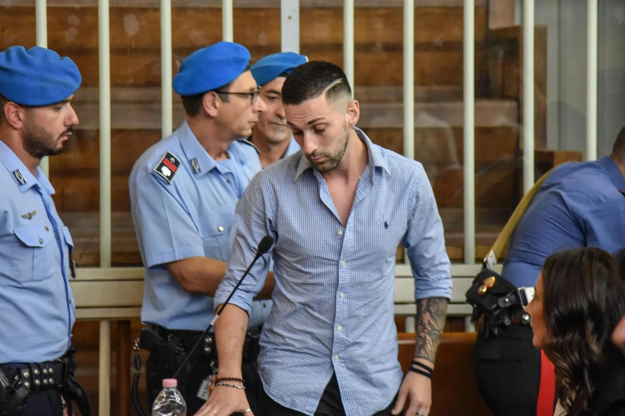 Alessandro Impagnatiello in aula per la lettura della sentenza del processo (Ansa)