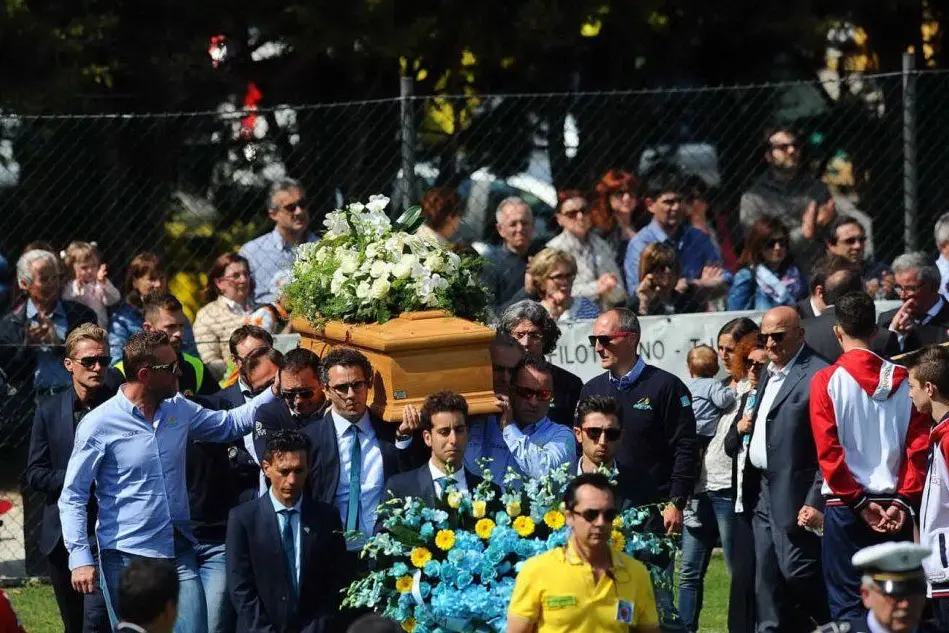 I funerali di Michele Scarponi