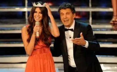 Alla conduzione di Miss Italia