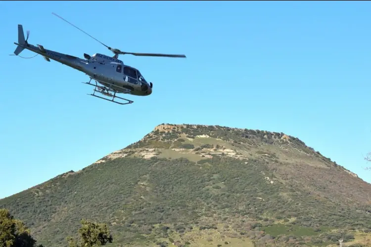 Elicottero sul Monte Santo- Siligo (foto concessa)