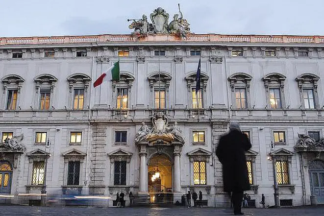 Il Palazzo della Corte Costituzionale a Roma (Ansa)