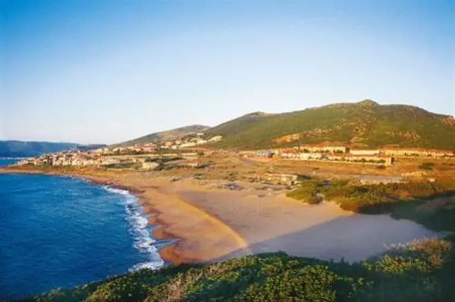 La spiaggia di Porto Alabe (Archivio L'Unione Sarda)