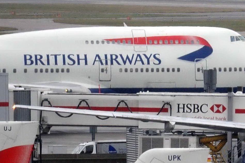 Terrorismo, British Airways sospende i voli per Il Cairo