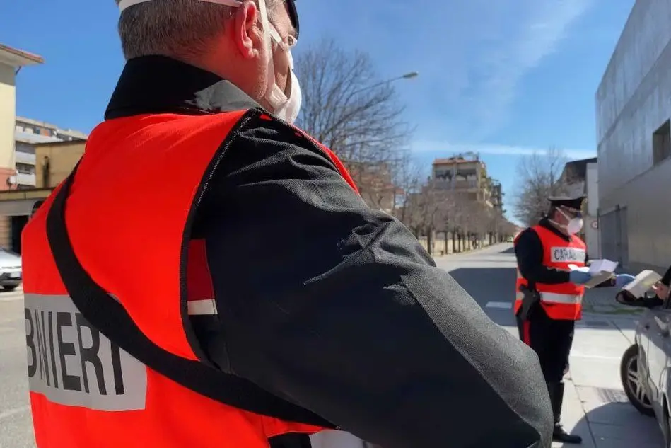 (foto carabinieri)