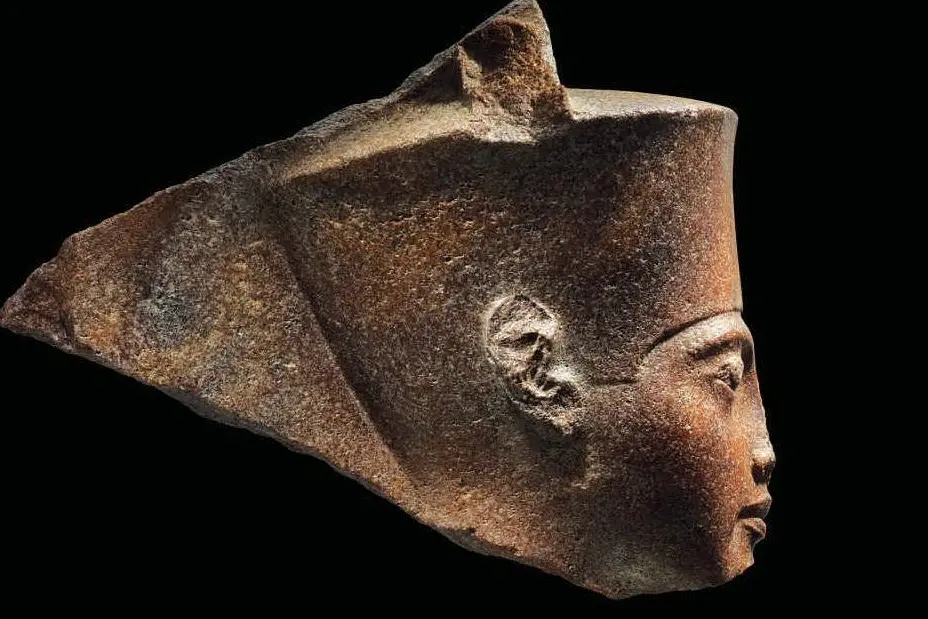La statua di Tutankhamon all'asta (foto Christie's)