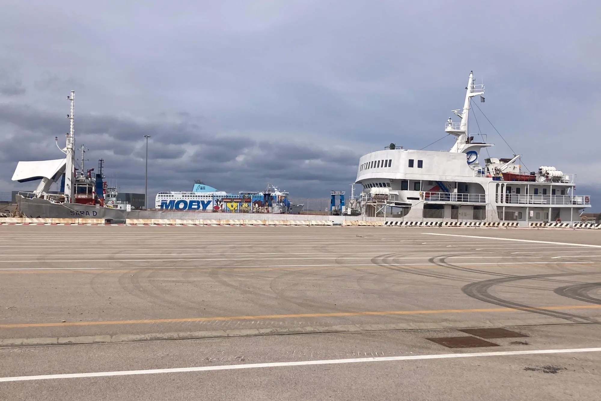 La Moby a Porto Torres (foto Pala)