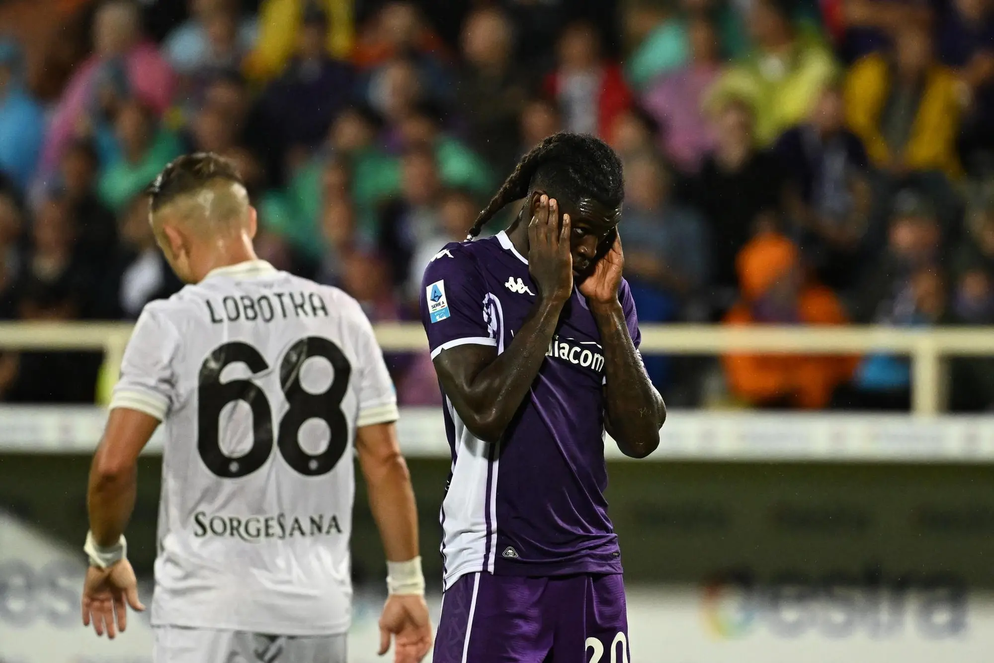 Fiorentina's foward Moise Kean gesture during the Italian serie A soccer match ACF Fiorentina vs SSC Napoli at Artemio Franchi Stadium in Florence, Italy, 13 September 2025 ANSA/CLAUDIO GIOVANNINI