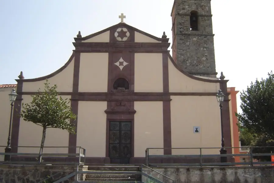La chiesa di San Pietro (foto wikimedia)