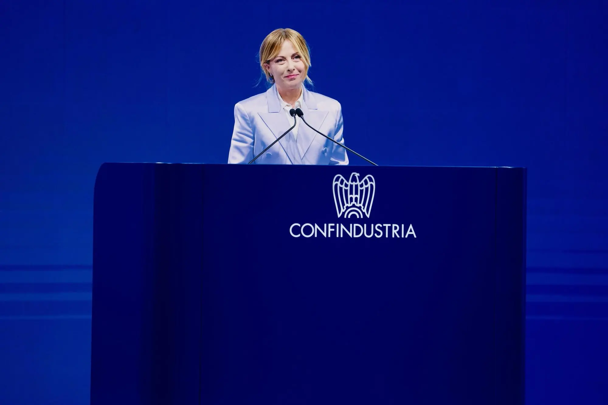 La presidente del consiglio Giorgia Meloni durante l'assemblea annuale di Confindustria (Ansa)