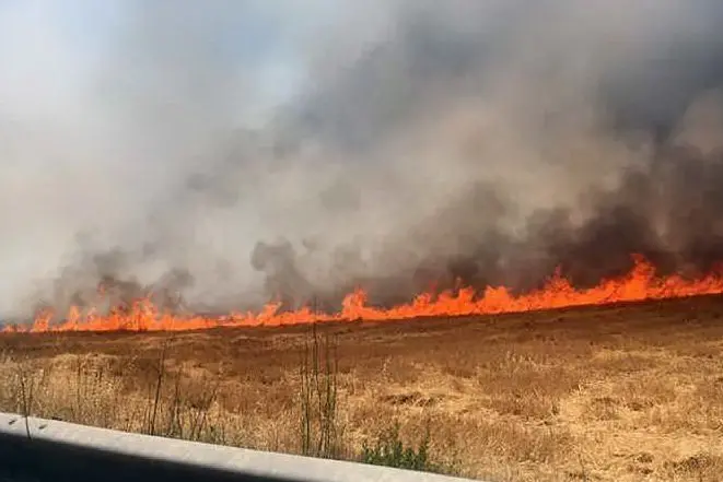 Le fiamme a Villamar