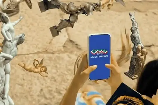 Ministero Cultura presenta "Felicità", campagna per app Musei Italiani