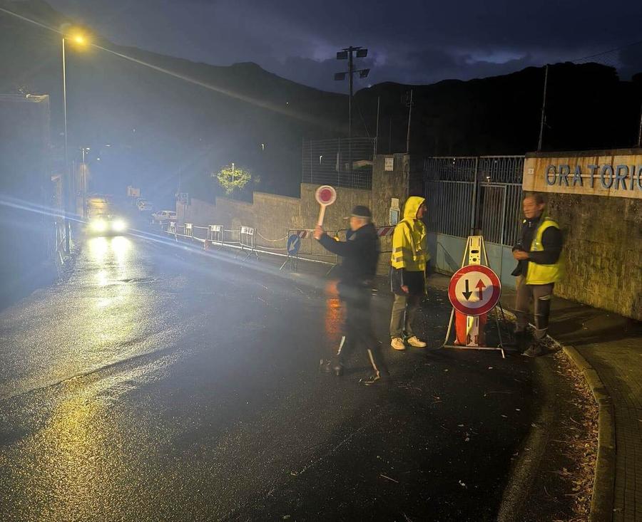 Il muro dell’oratorio rischia di crollare: c’è l’ordinanza