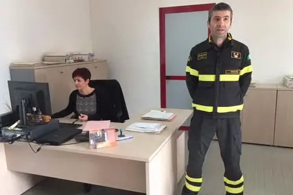 Il vice comandante Ernesto Monzoni illustra l'attività dell'ufficio prevenzione incendi