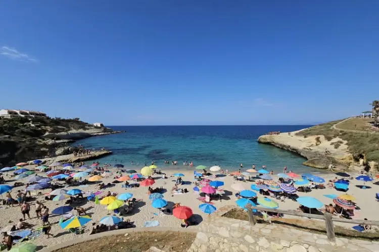 La spiaggia di Balai-Porto Torres (foto Pala)