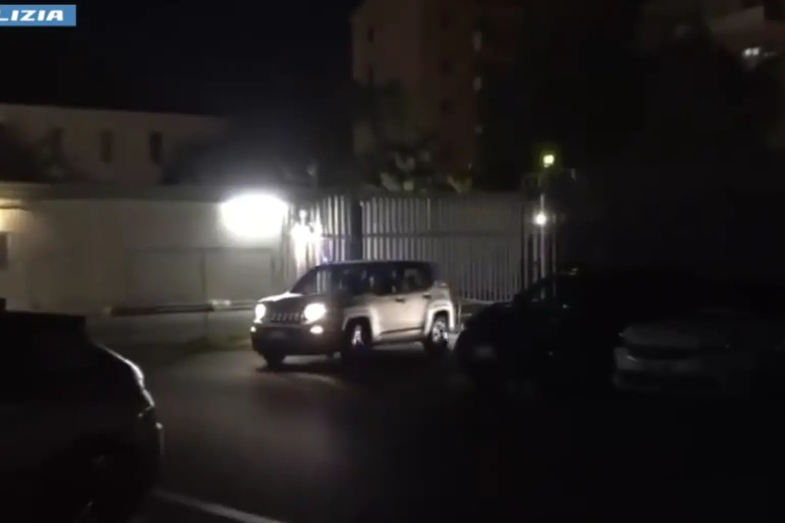L'operazione (frame da video Polizia di Stato)