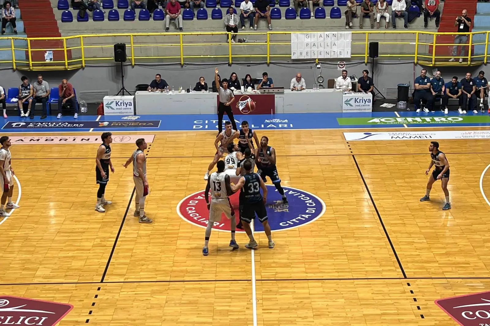 La palla a due di Esperia-Benevento