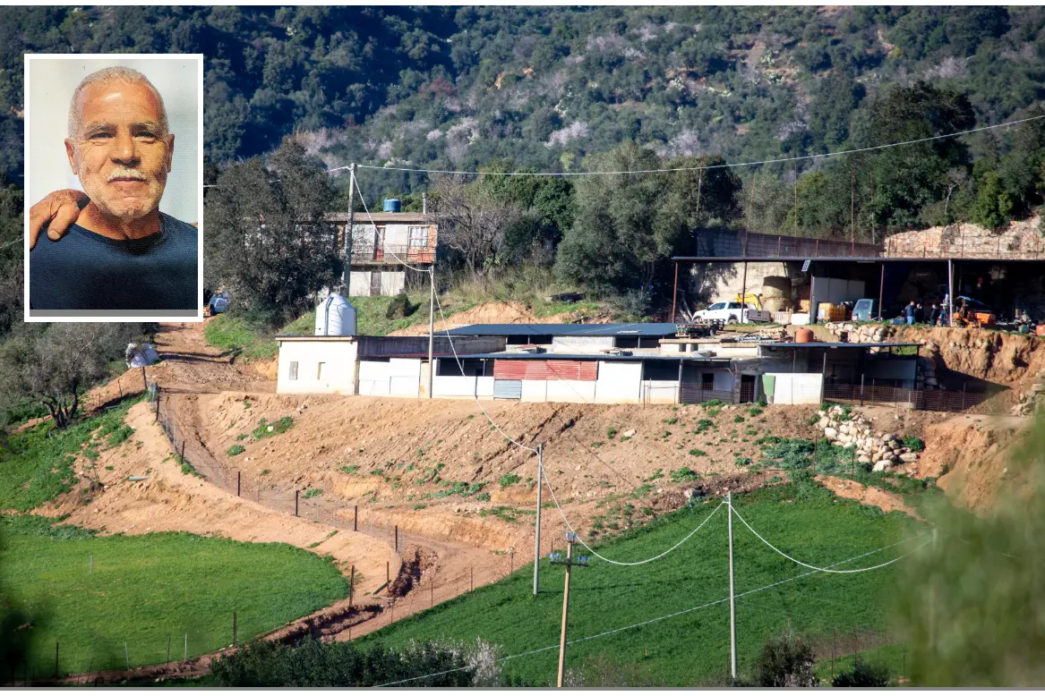 Il luogo della tragedia, nel riquadro la vittima Salvatore Tegas (foto L'Unione Sarda - Elisabetta Loi)