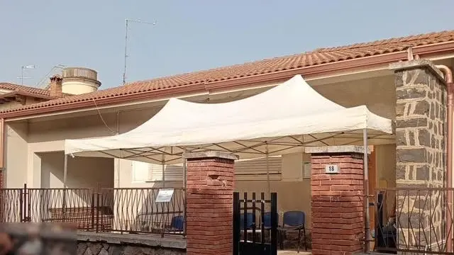 https://immagini.unionesarda.it/version/c:YTRmMGU5OGEtOTc3NC00:OGFiOTM3MGItMjk2OC00/image.webp?f=16:9