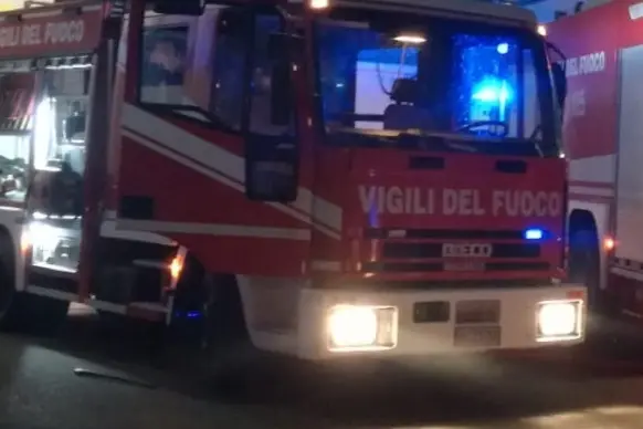 L’autoscala dei vigili del fuoco