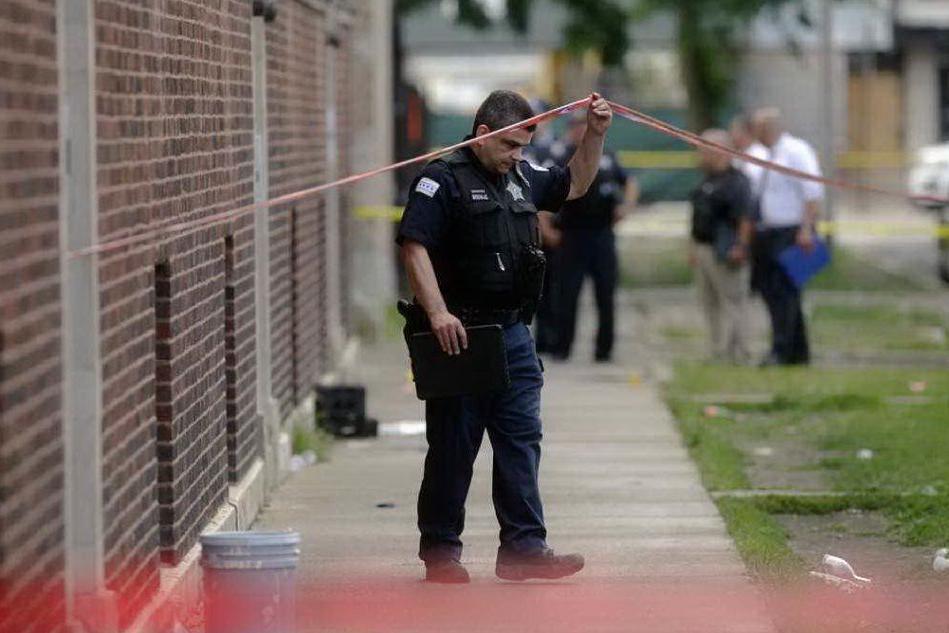 Ondata di violenza a Chicago, cinque morti in 24 ore