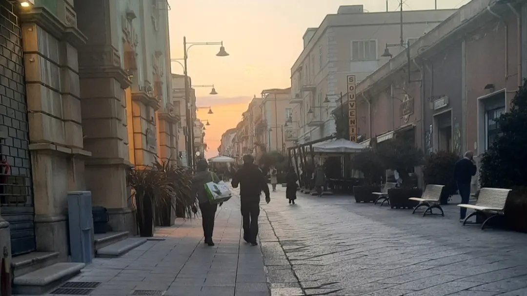 https://immagini.unionesarda.it/version/c:YTUwYTg2Y2UtZTc4NS00:NTkzZWFhNDYtODMyZS00/image.webp?f=16:9