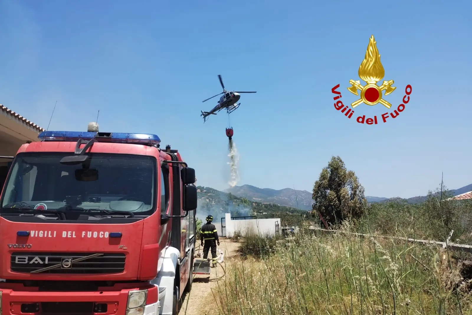 L'intervento dei vigili del fuoco a Irgoli