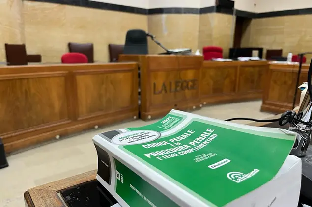 Un'aula di tribunale (L'Unione Sarda)