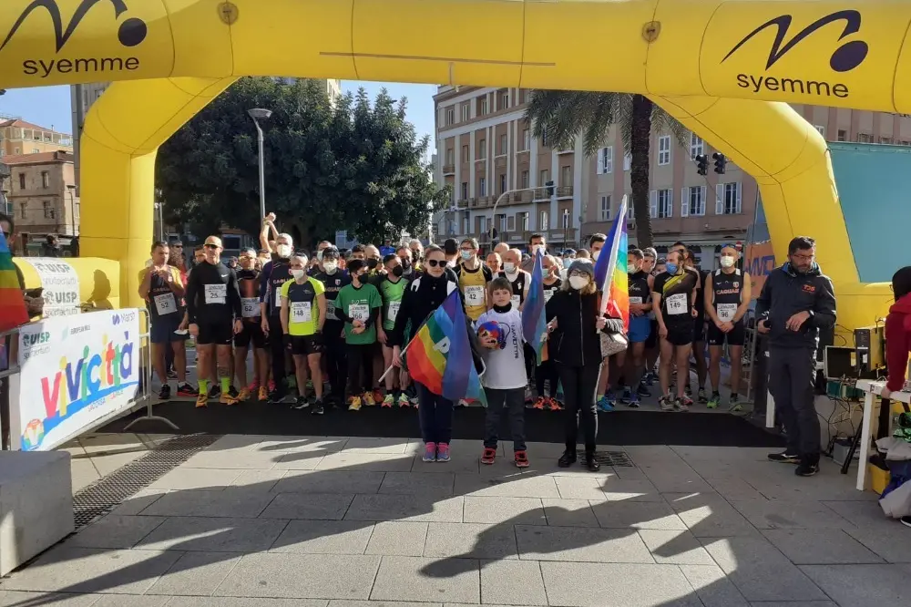 Un'edizione precedente della Vivicittà a Cagliari (Archivio Unione Sarda)