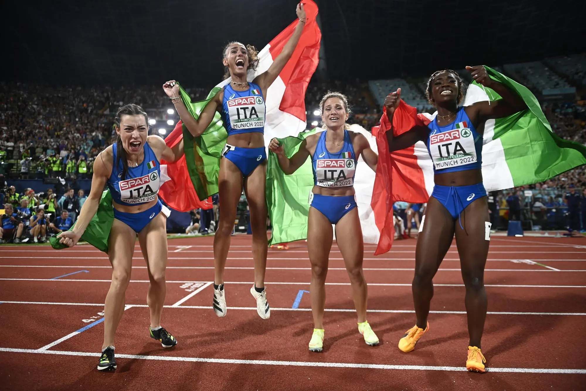 Zaynab Dosso, Dalia Kaddari, Anna Bongiorni e Alessia Pavese  (foto Ansa)
