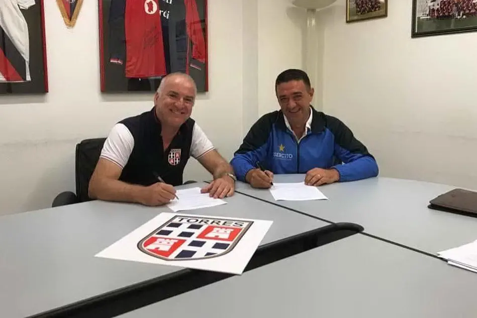 I due presidenti Sechi e Mangatia (foto ufficio stampa Torres)