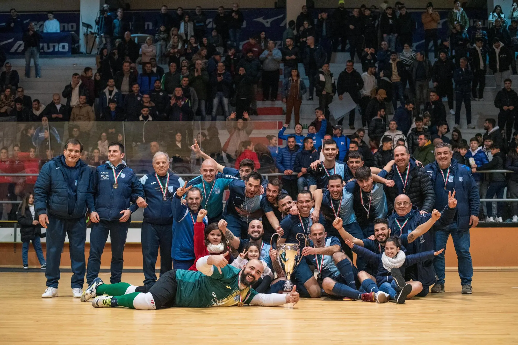 La San Sebastiano Ussana festeggia la vittoria della Coppa Italia di C1 maschile (foto Melania Cenedese)