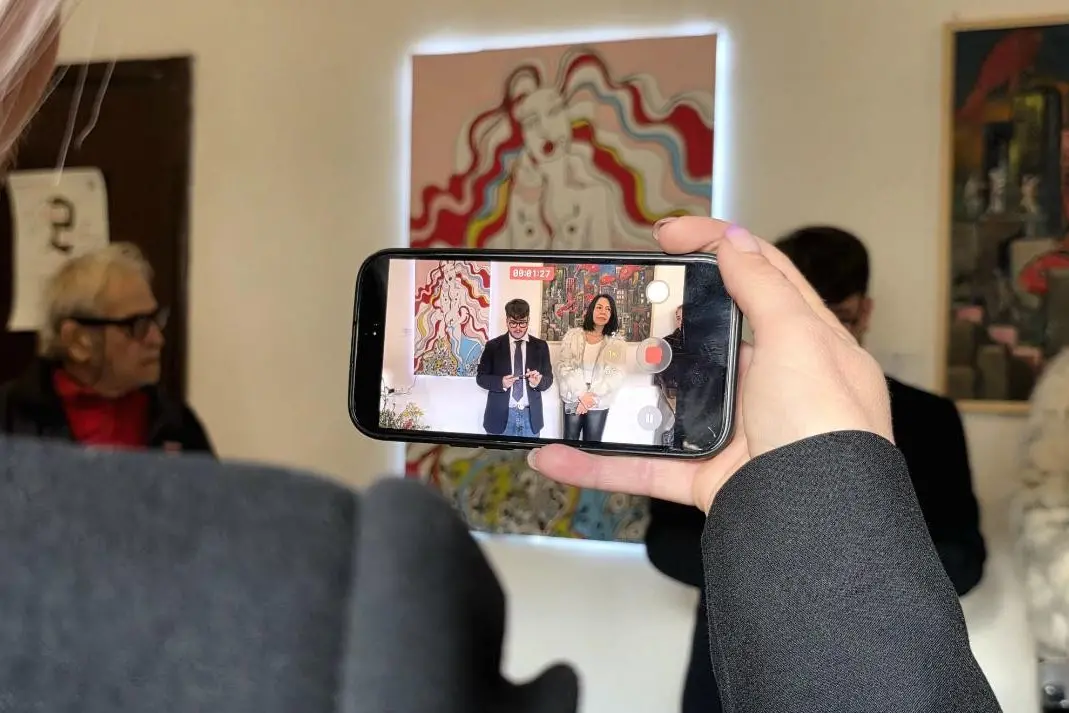 Un momento della mostra “Ex Verbo, Imago” alle Ex Casermette di Olbia