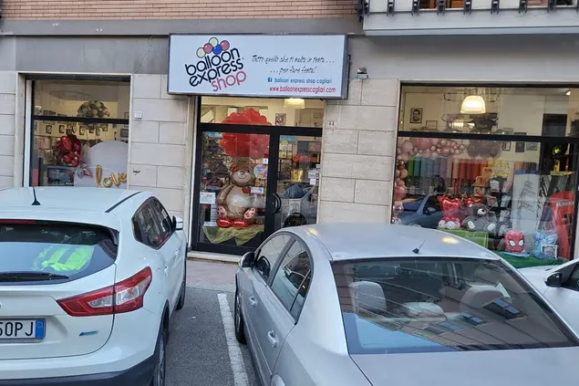 Il negozio preso di mira