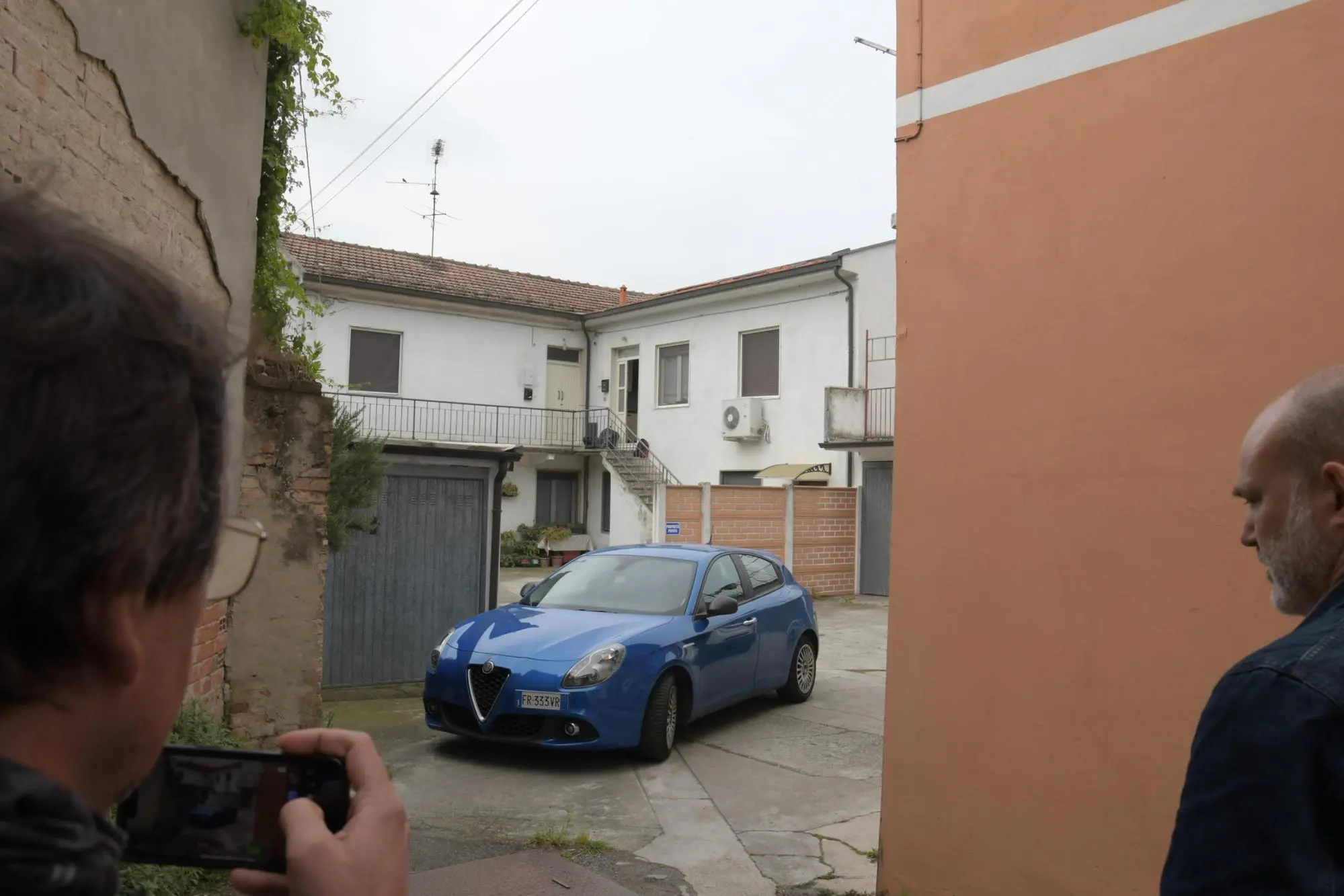 Le perquisizioni nell'abitazione di Andrea Sempio (Ansa)