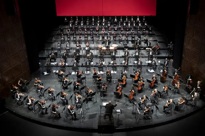 L'orchestra del Lirico di Cagliari (foto Teatro Lirico, @Tolu, via Ansa)