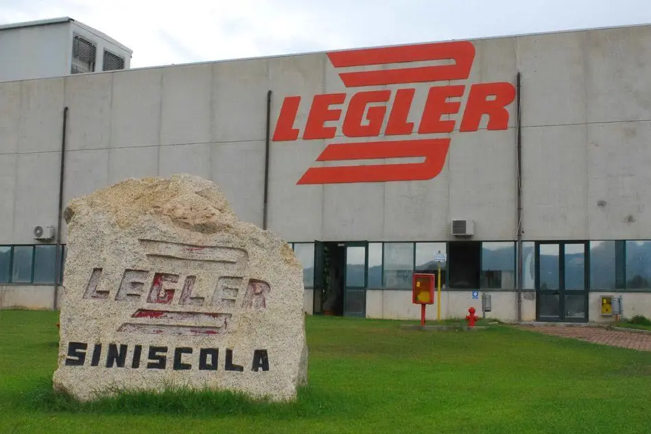 Lo stabilimento della Legler a Siniscola