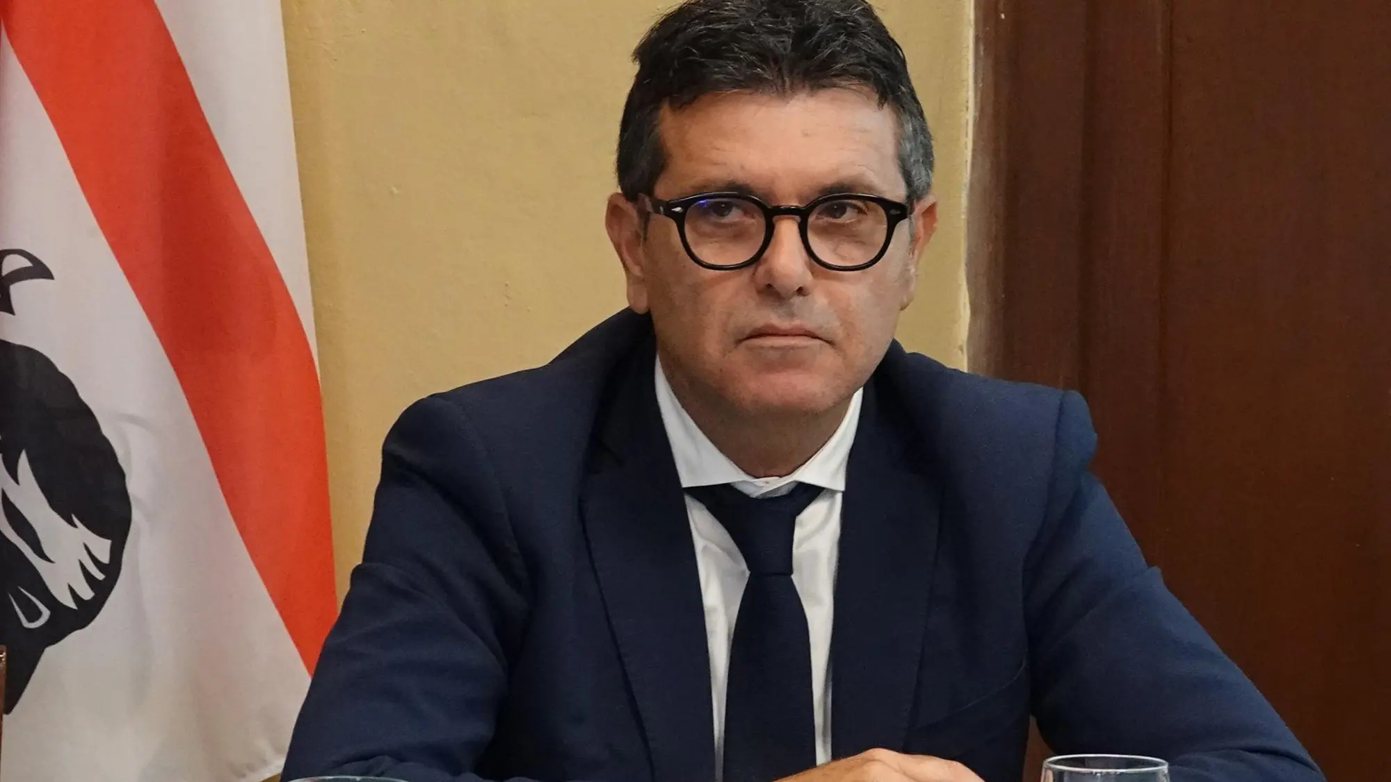 https://immagini.unionesarda.it/version/c:YTc2NWE2Y2MtMjA2MS00:MzZhYTVmZTgtZDFlOS00/image.webp?f=16:9