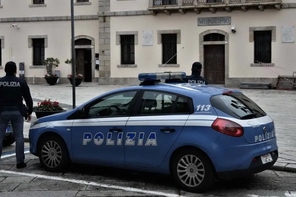 Polizia (foto polizia di Sassari)